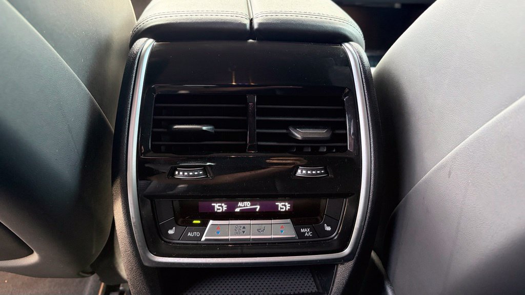 Certified 2022 BMW X6 M w/ Executive Package AWD/4WD image 19