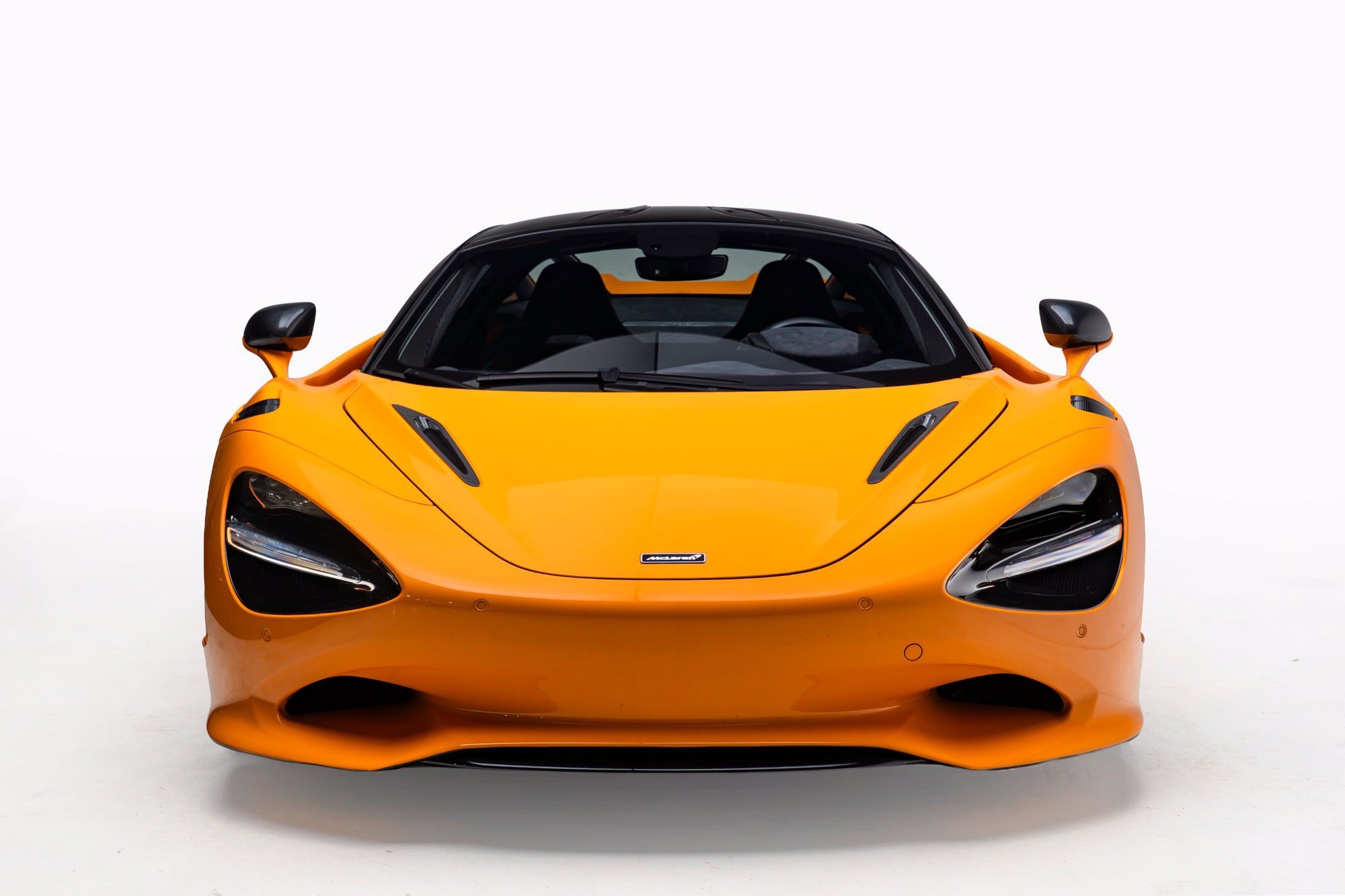 Used 2024 McLaren 750S RWD image 5
