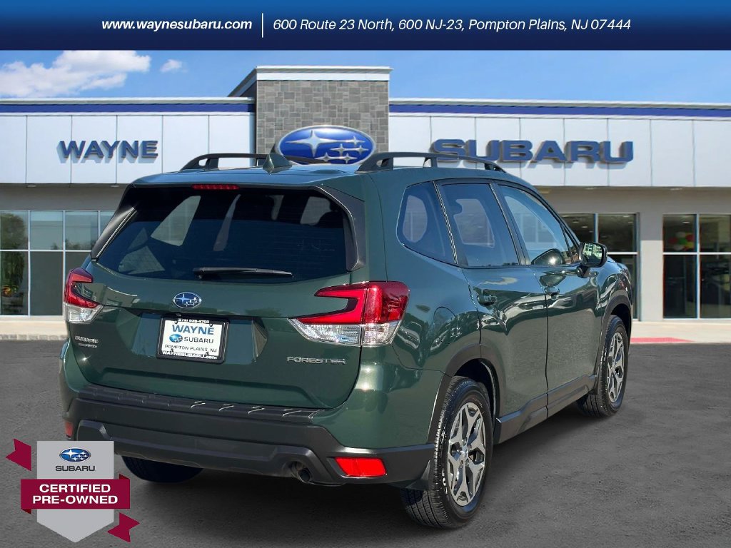 Certified 2023 Subaru Forester Premium AWD/4WD image 4