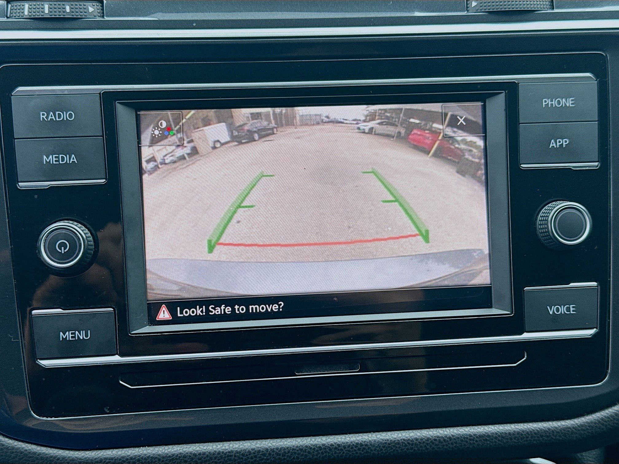 Certified 2022 Volkswagen Tiguan S image 13