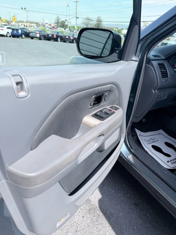 Used 2007 Honda Pilot LX image 8