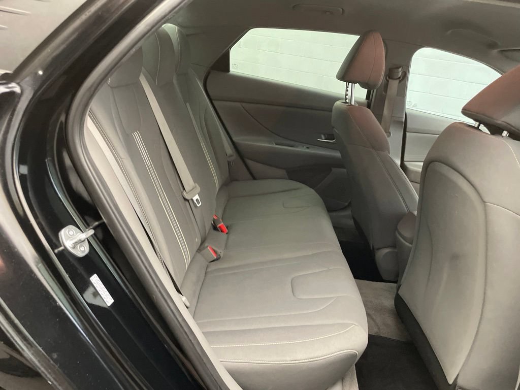 Used 2023 Hyundai Elantra SEL FWD image 26