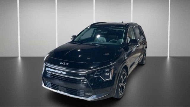 Used 2024 Kia Niro SX Touring FWD image 12