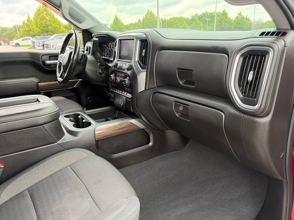 Used 2019 Chevrolet Silverado 1500 RST AWD/4WD image 10