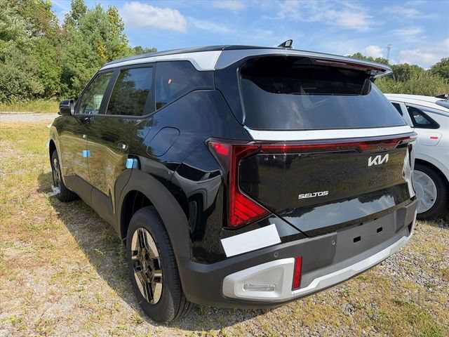 New 2027 Kia Seltos LX AWD/4WD image 16