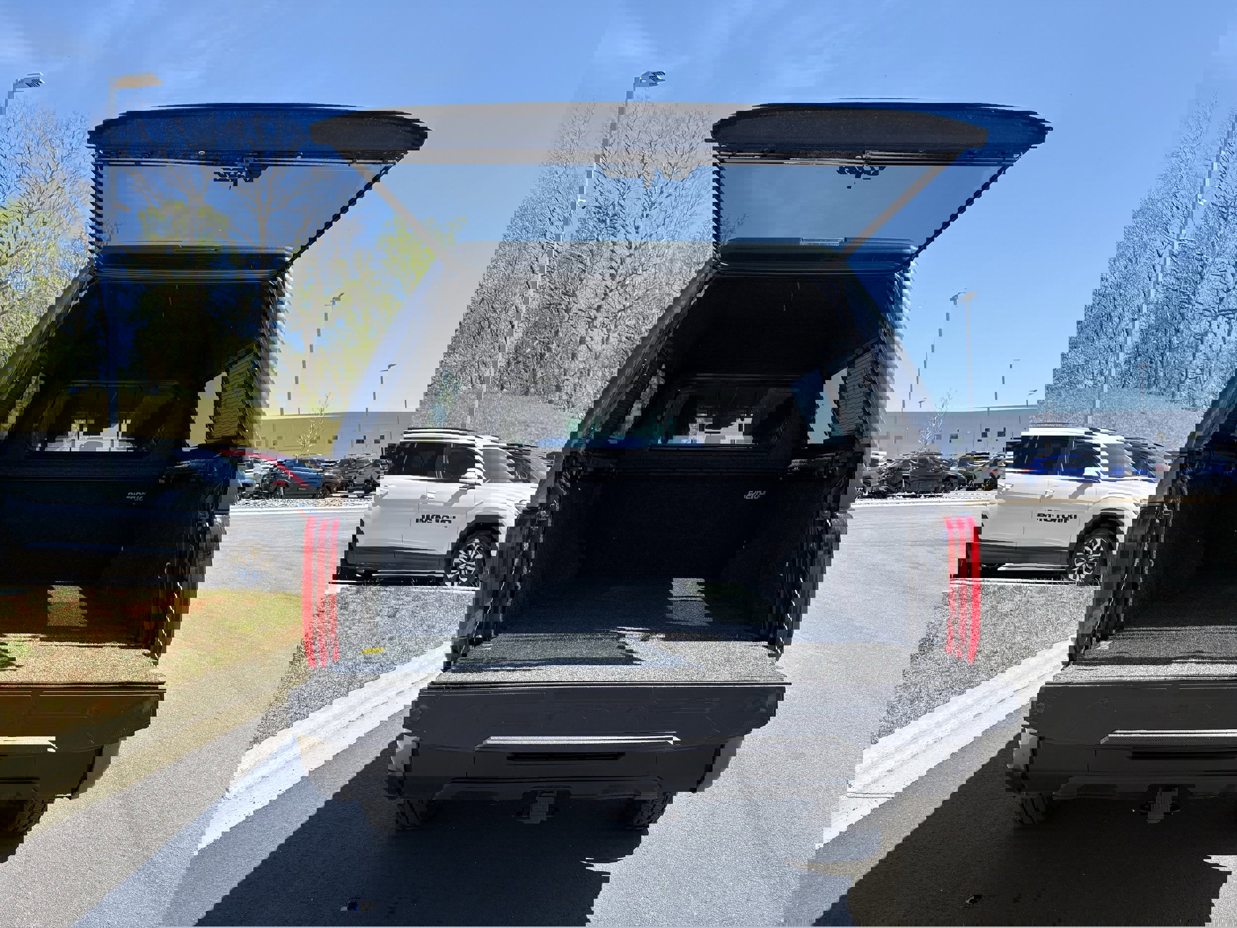 Used 2024 Toyota Tundra SR w/ SR Tow Package image 11