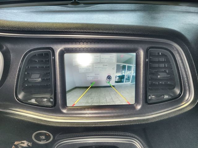 Used 2015 Dodge Challenger R/T Plus image 17