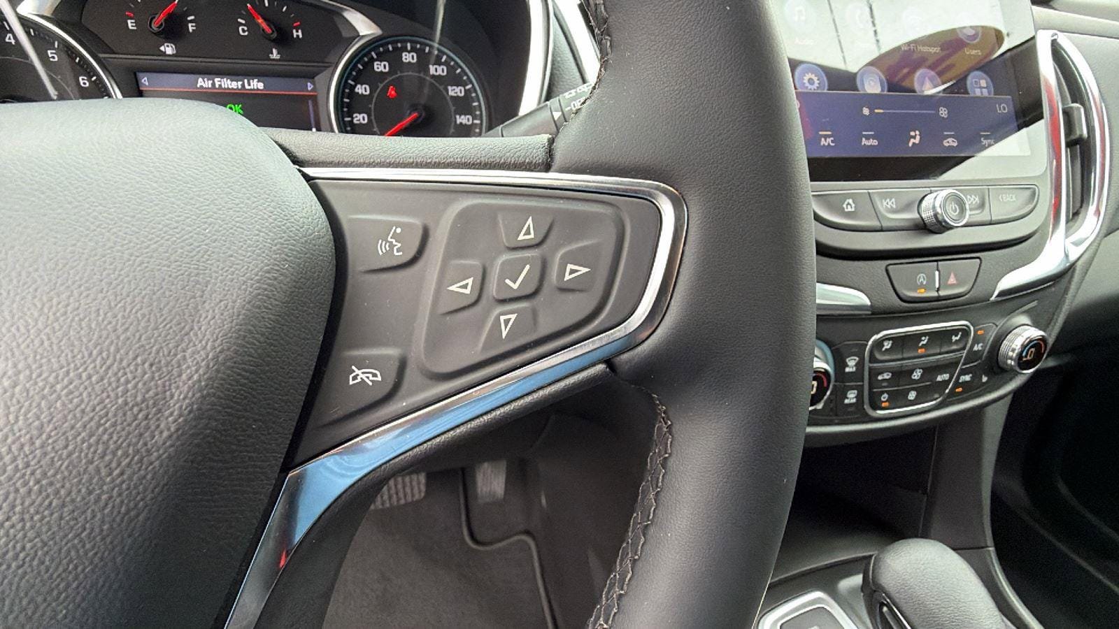 Used 2024 Chevrolet Equinox LT AWD/4WD image 26