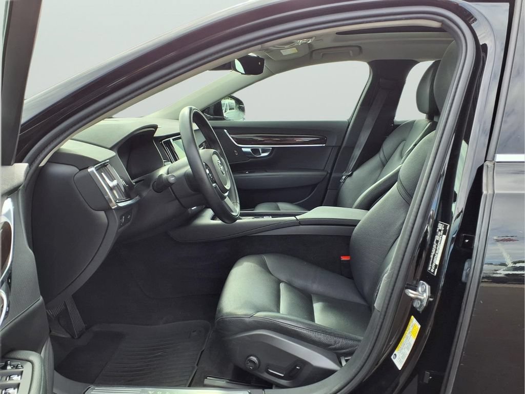 Used 2019 Volvo S90 T6 Momentum w/ Advanced Package AWD/4WD image 13