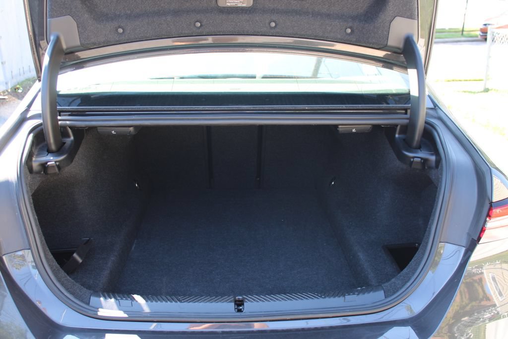 Used 2025 BMW 530i RWD image 30