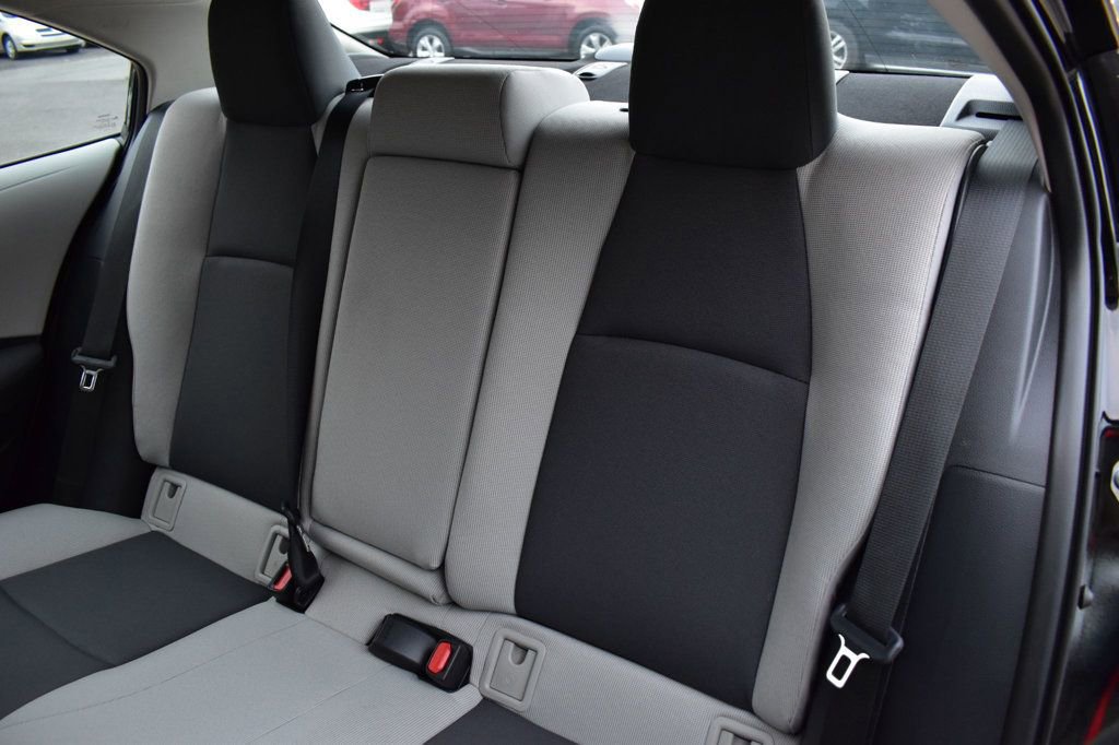 Used 2025 Toyota Corolla LE image 21