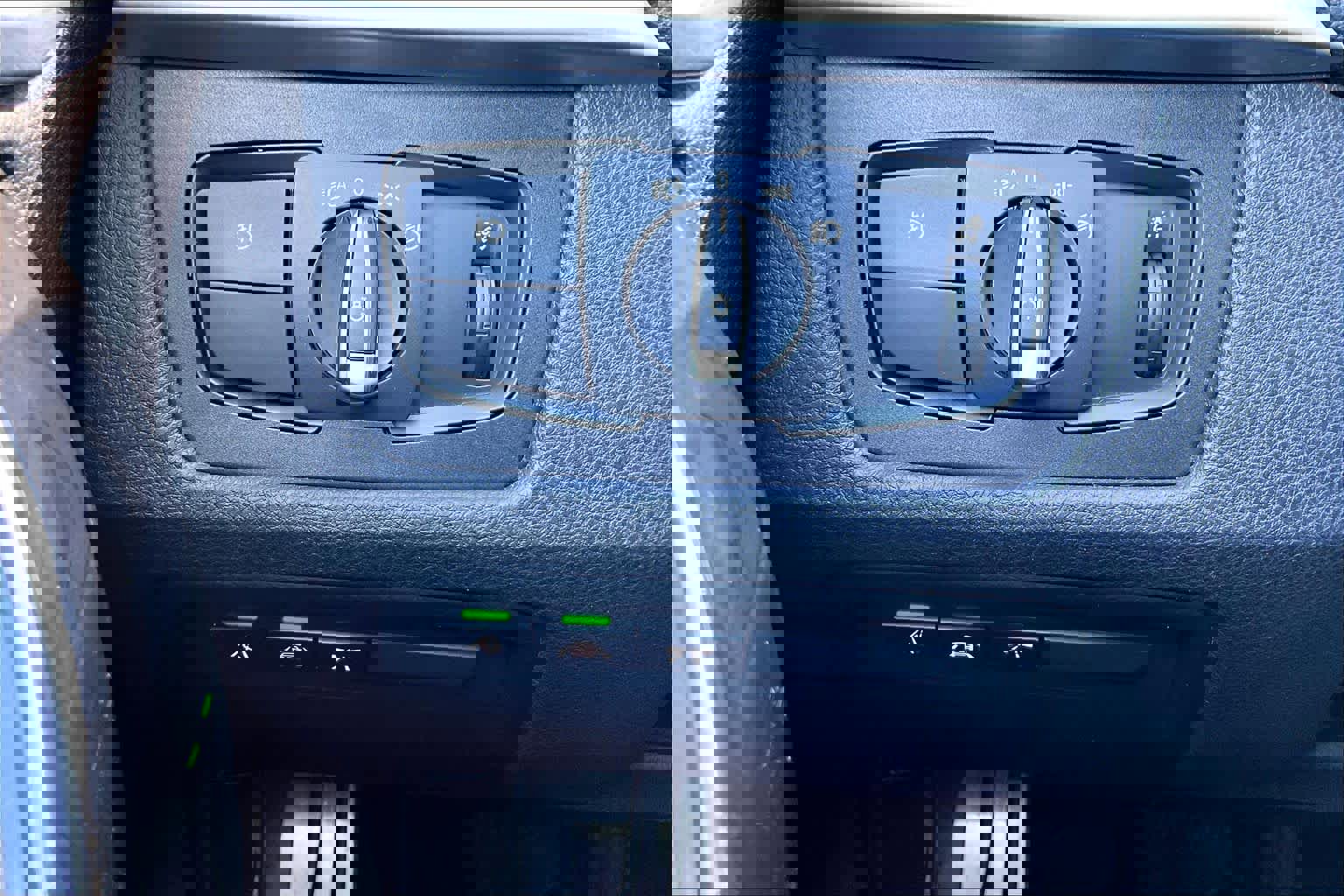 Used 2020 BMW 440i Coupe image 32