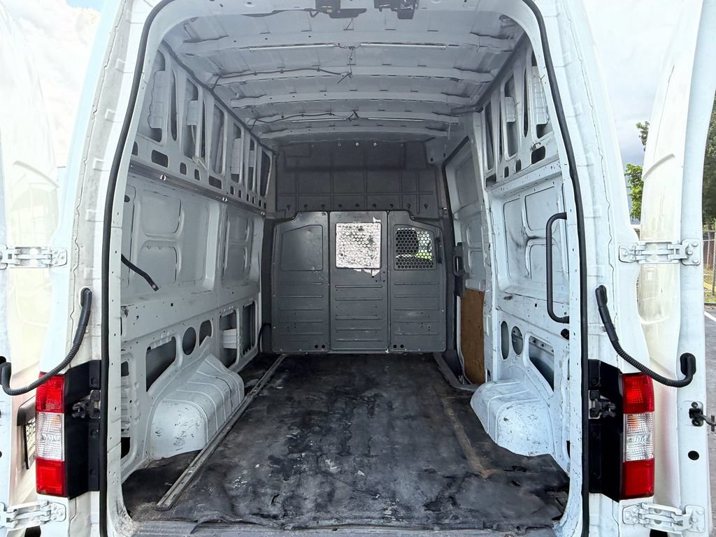 Used 2021 Nissan NV 2500 S RWD image 16