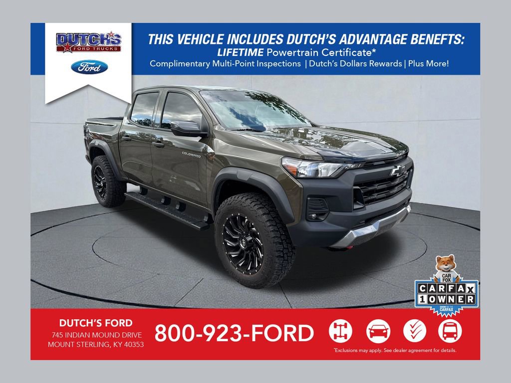 Used 2025 Chevrolet Colorado Trail Boss AWD/4WD image 1