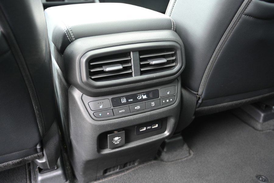 Used 2023 Honda Pilot Elite image 21