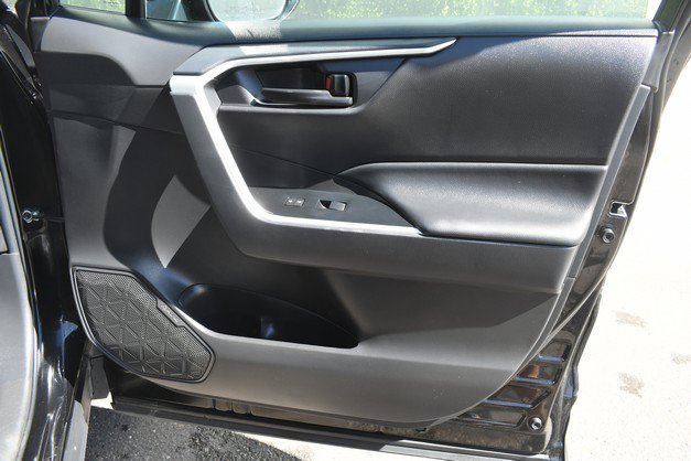 Certified 2025 Toyota RAV4 LE AWD/4WD image 23