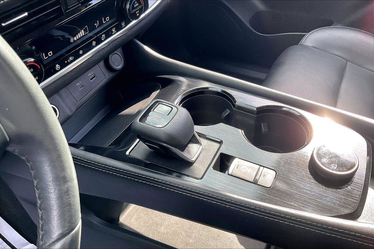 Certified 2023 Nissan Rogue SL image 15