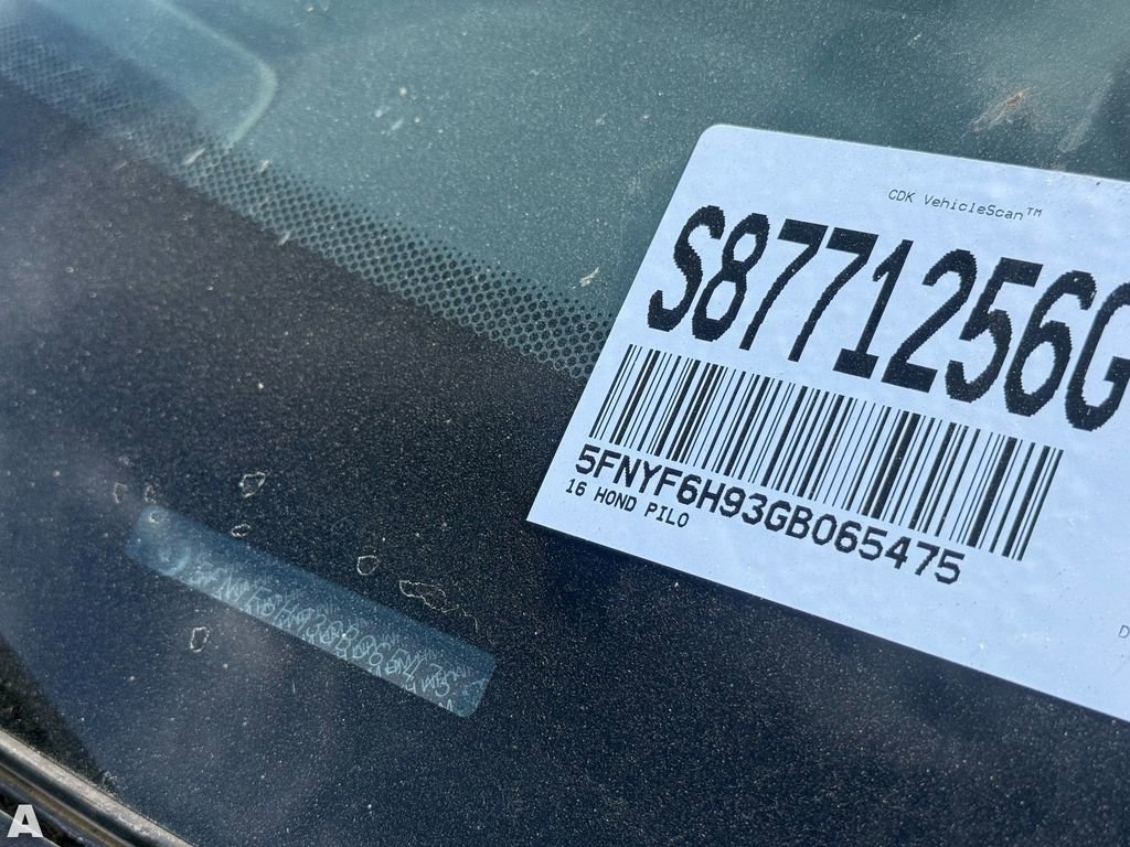 Used 2016 Honda Pilot Touring image 14