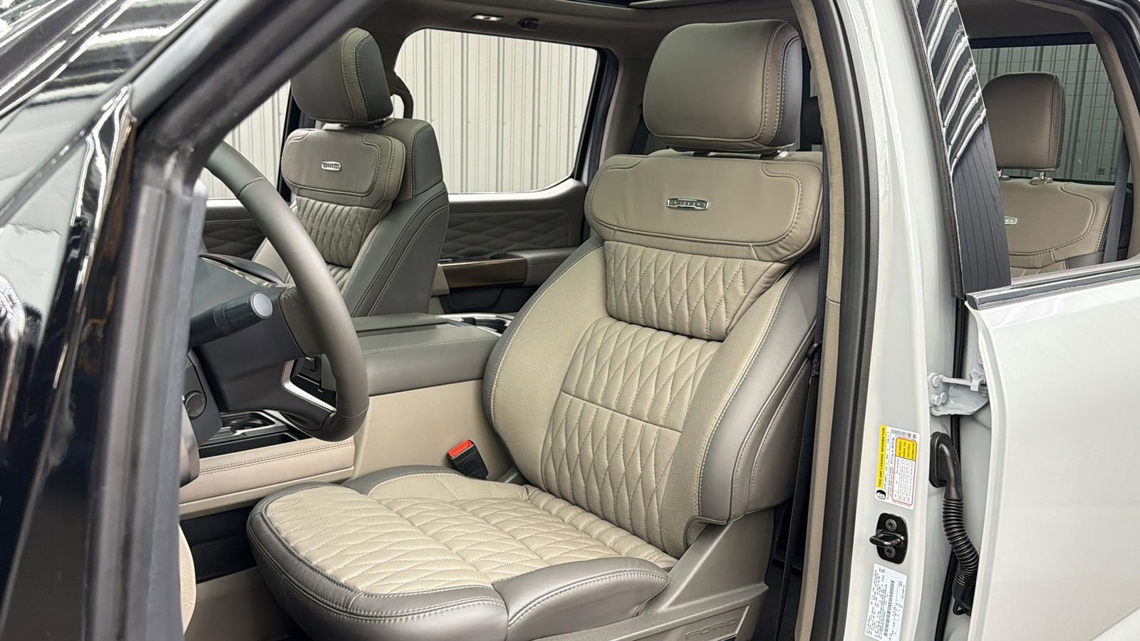 Used 2026 Ford F450 Platinum w/ Platinum Plus Package AWD/4WD image 20