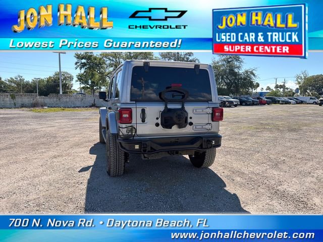 Used 2021 Jeep Wrangler Unlimited Sahara AWD/4WD image 9