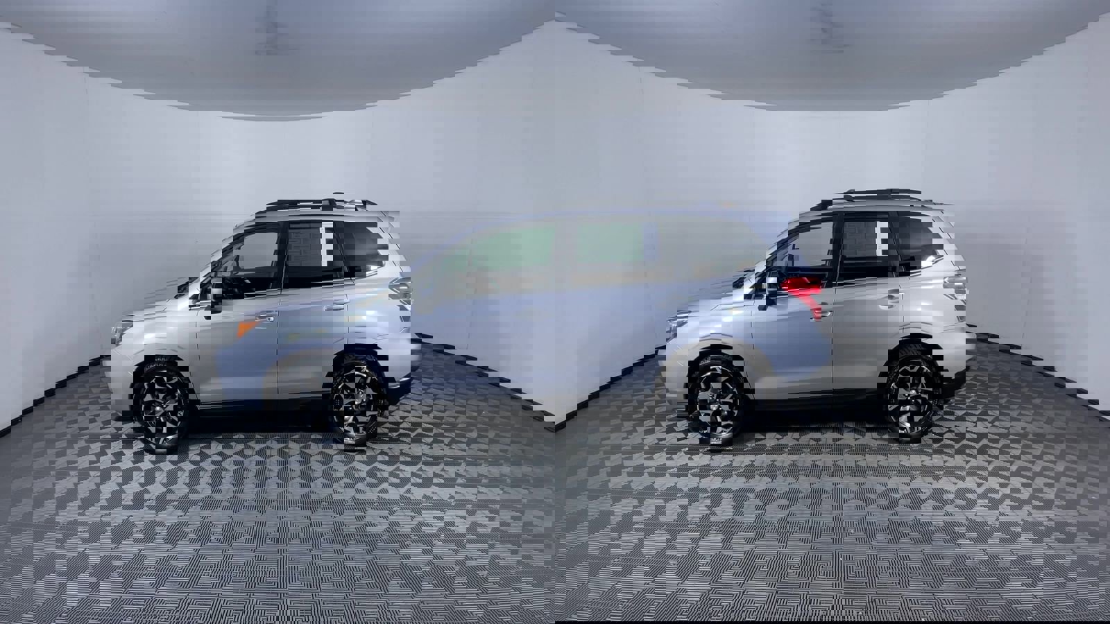 Used 2016 Subaru Forester 2.0XT Premium image 5