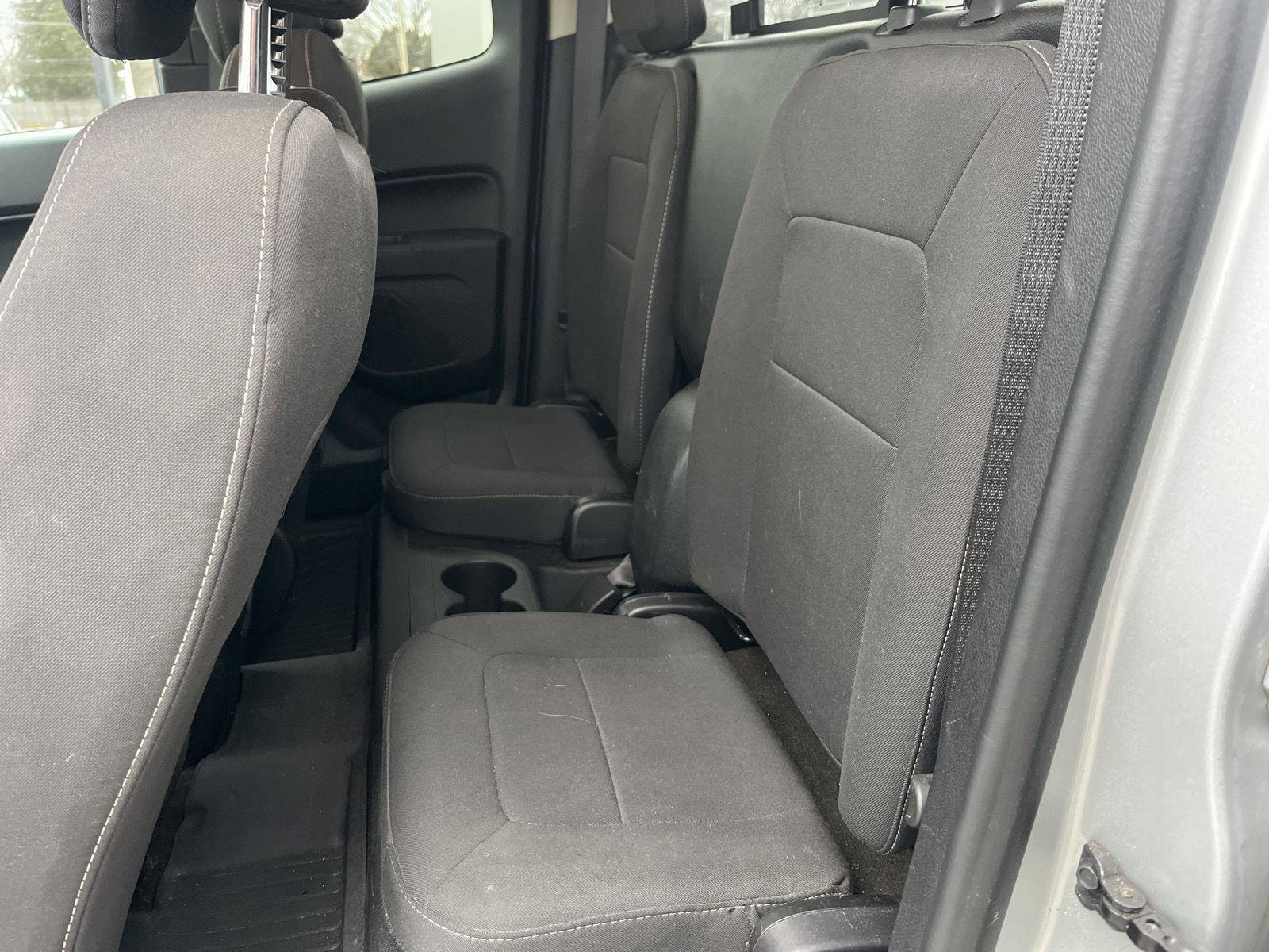 Used 2017 Chevrolet Colorado LT image 12