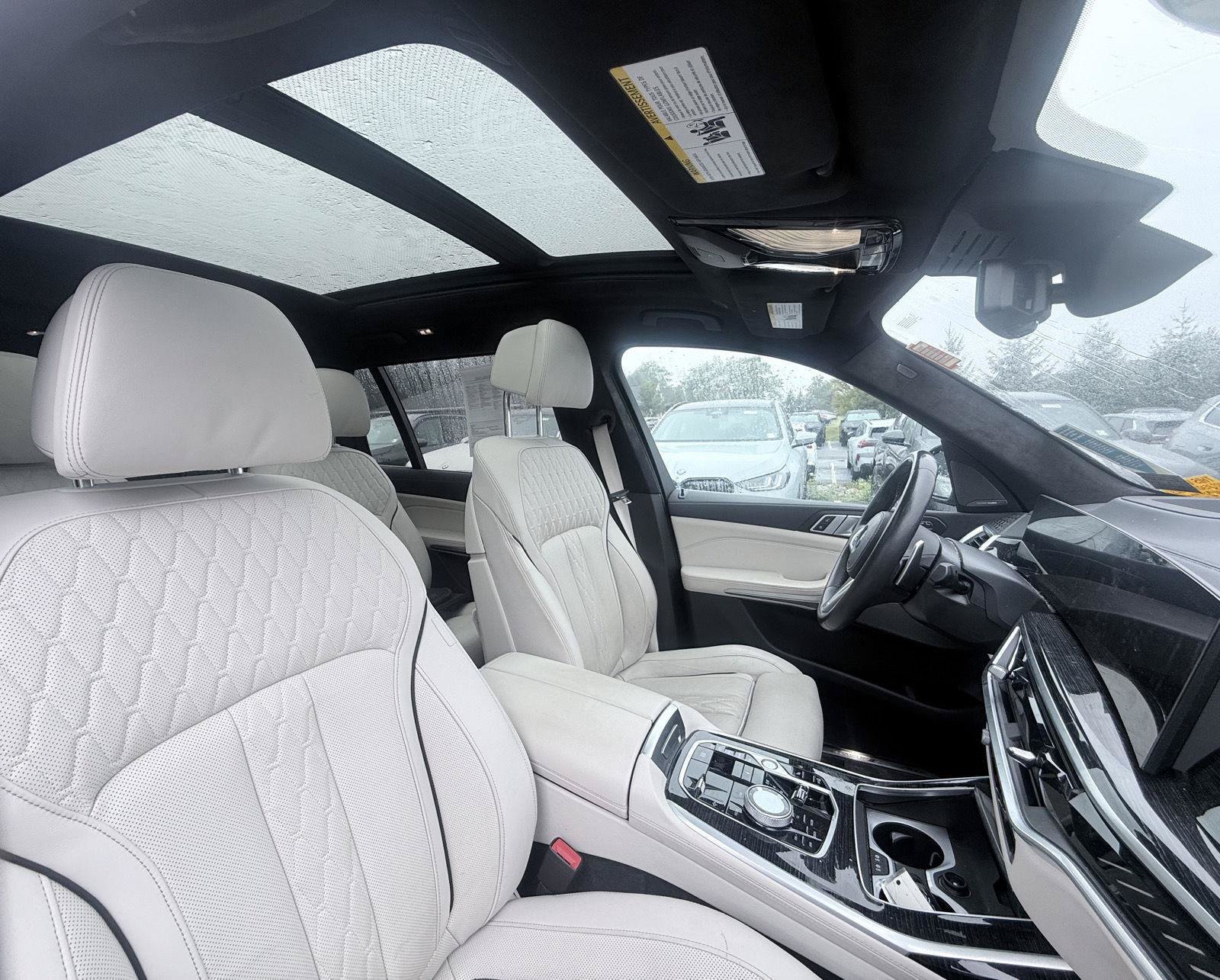 Used 2024 BMW X7 M60i w/ Executive Package AWD/4WD image 9