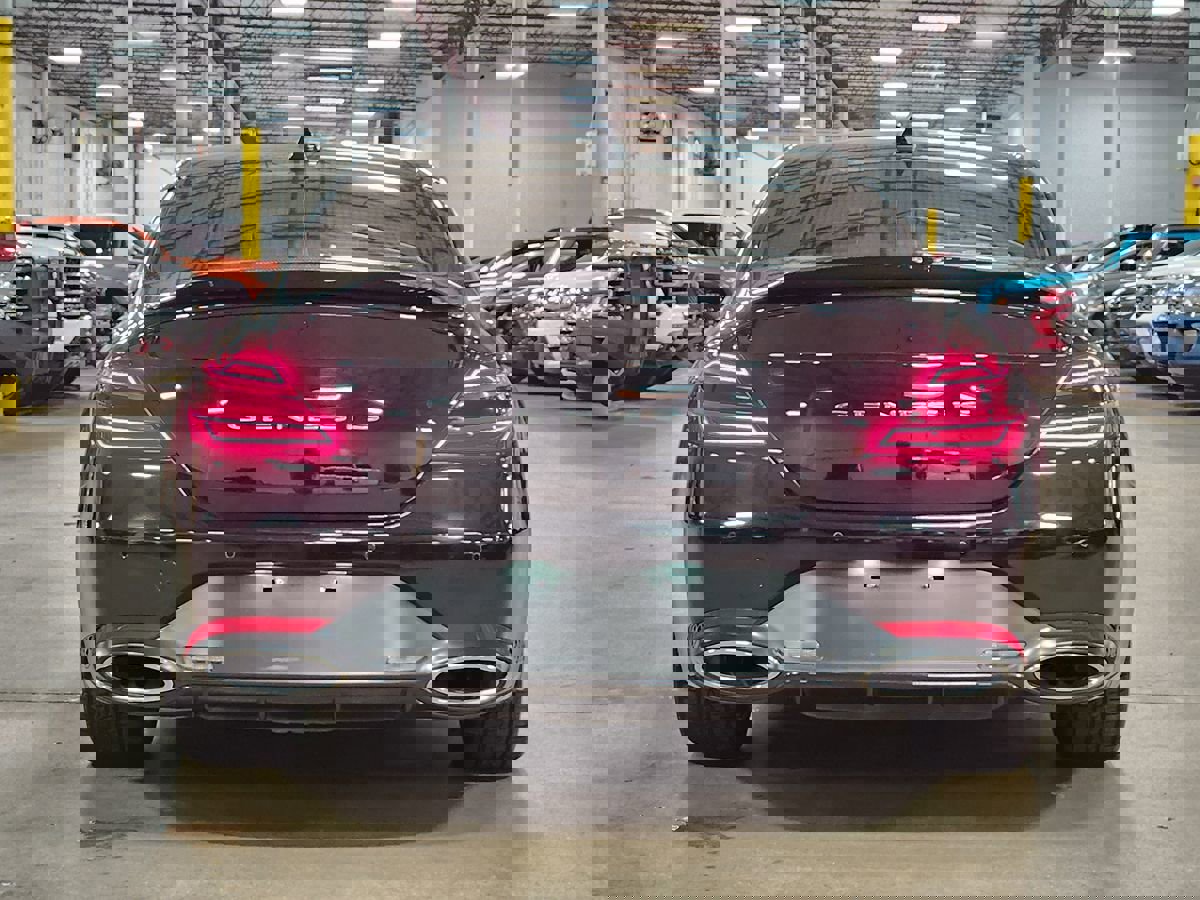 Used 2022 Genesis G70 3.3T RWD image 10