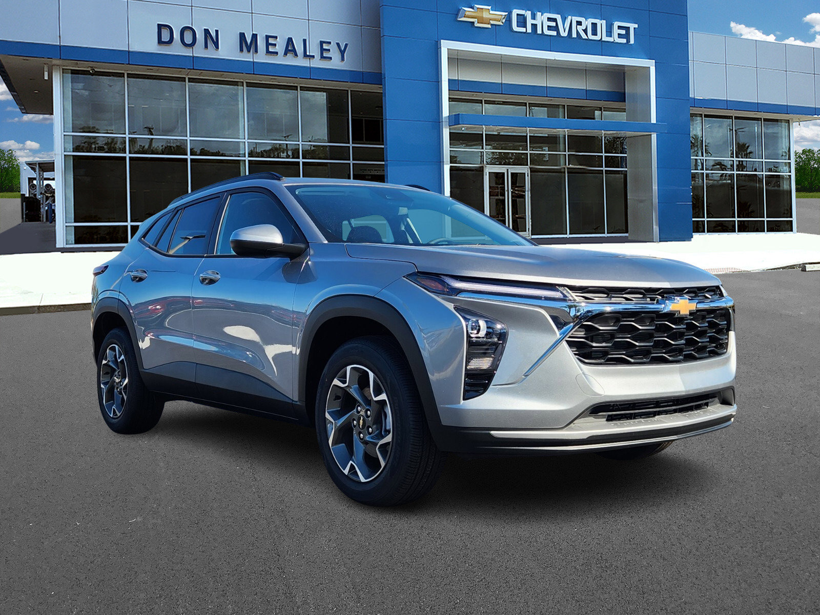 New 2026 Chevrolet Trax LT w/ Driver Confidence Package image 1