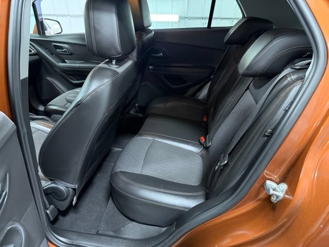 Used 2019 Chevrolet Trax LT w/ LT Convenience Package AWD/4WD image 10