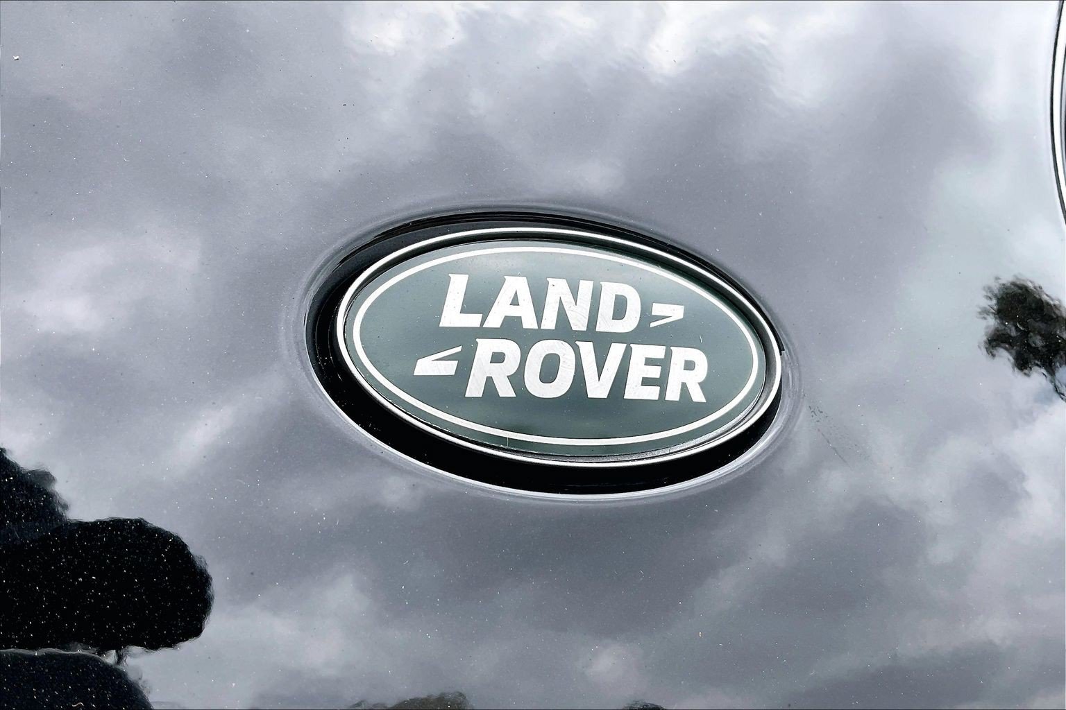 Certified 2025 Land Rover Discovery Dynamic SE AWD/4WD image 9
