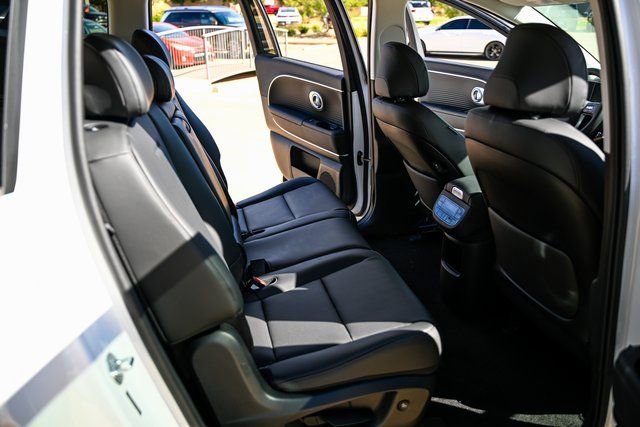 New 2026 Hyundai Ioniq 9 SEL image 14