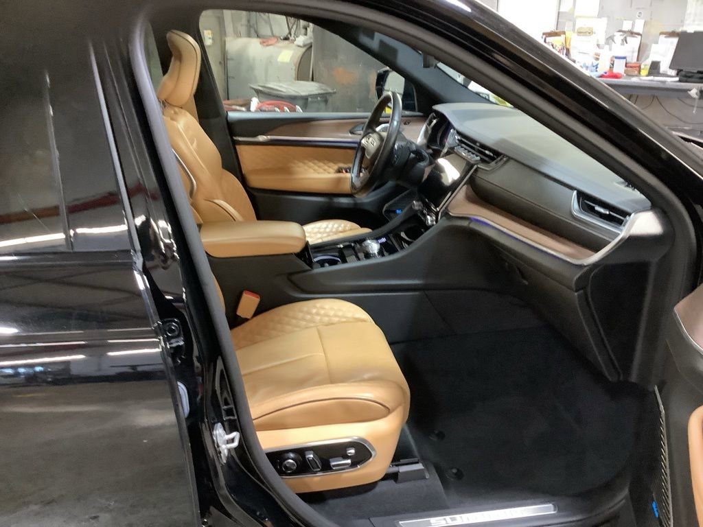 Used 2022 Jeep Grand Cherokee Summit w/ Adv Protech Group IV image 24