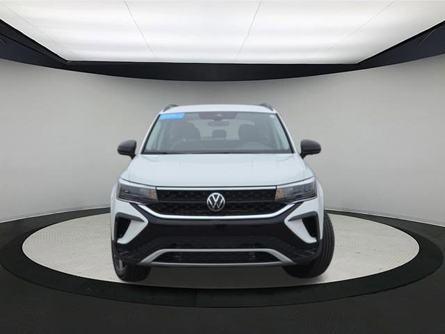 Certified 2024 Volkswagen Taos S image 2