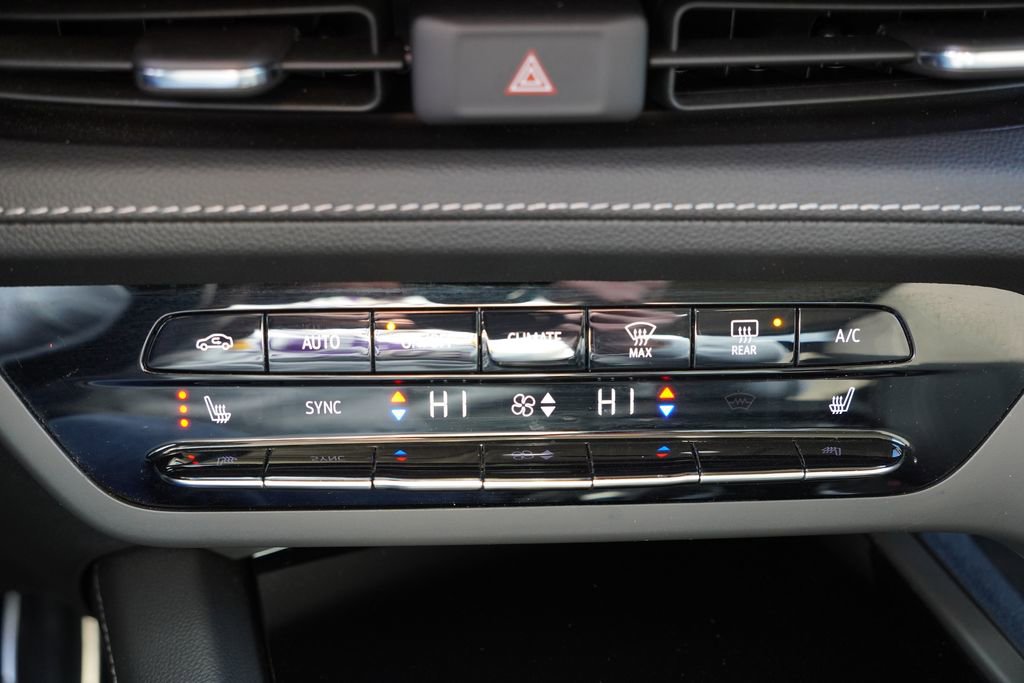 Certified 2023 Buick Envision Preferred w/ Sport Touring Package image 26