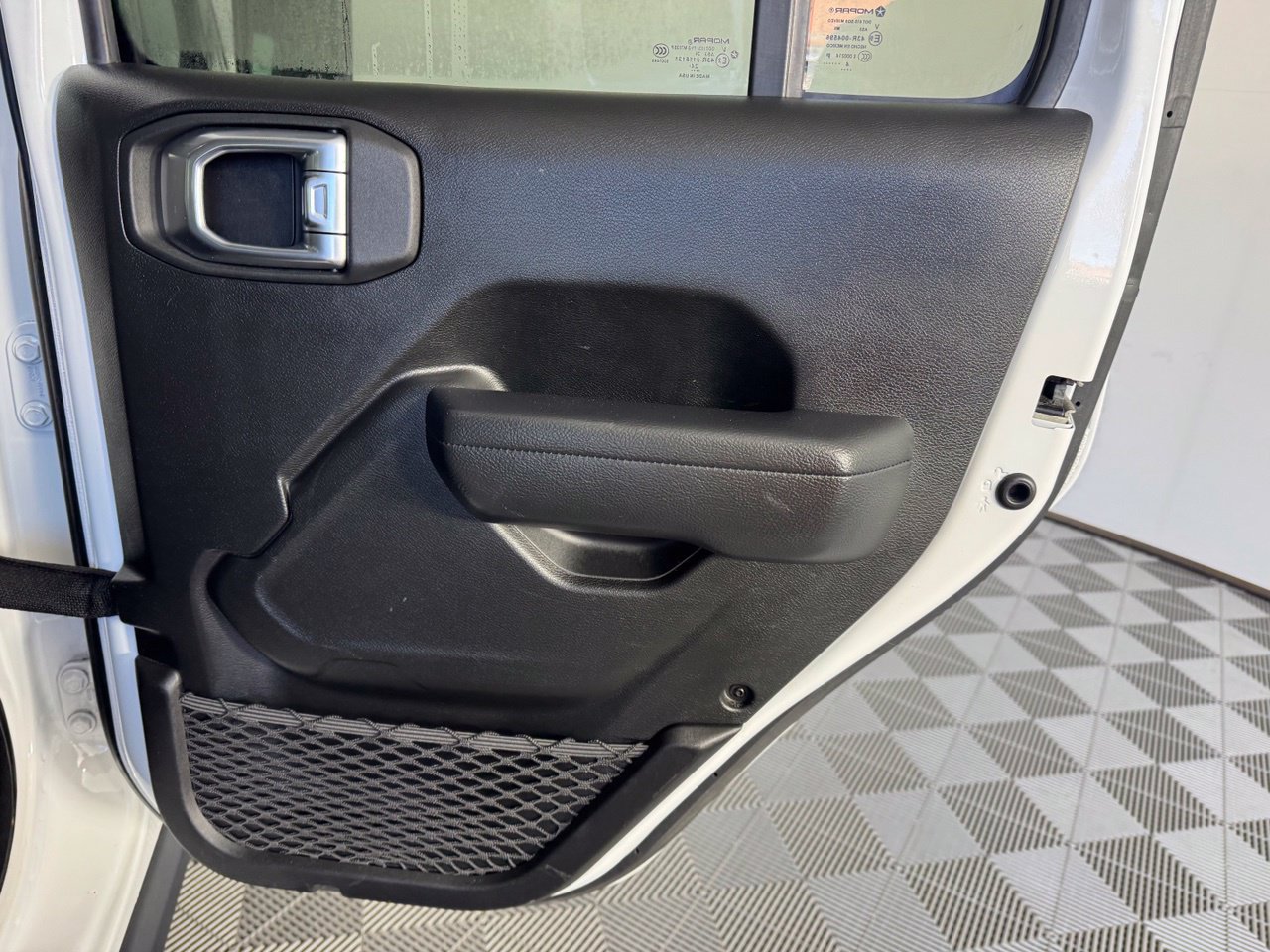 Used 2025 Jeep Wrangler Unlimited Rubicon AWD/4WD image 28