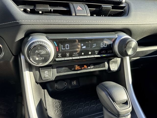 Used 2024 Toyota RAV4 XLE image 27
