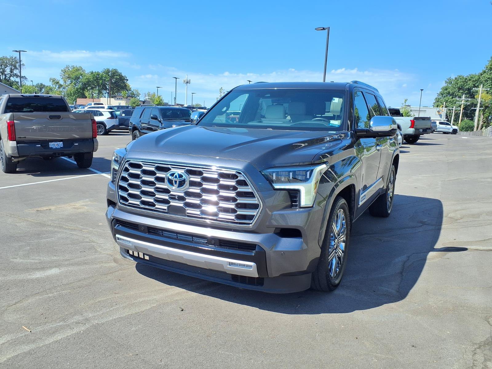 Certified 2023 Toyota Sequoia Capstone AWD/4WD image 31