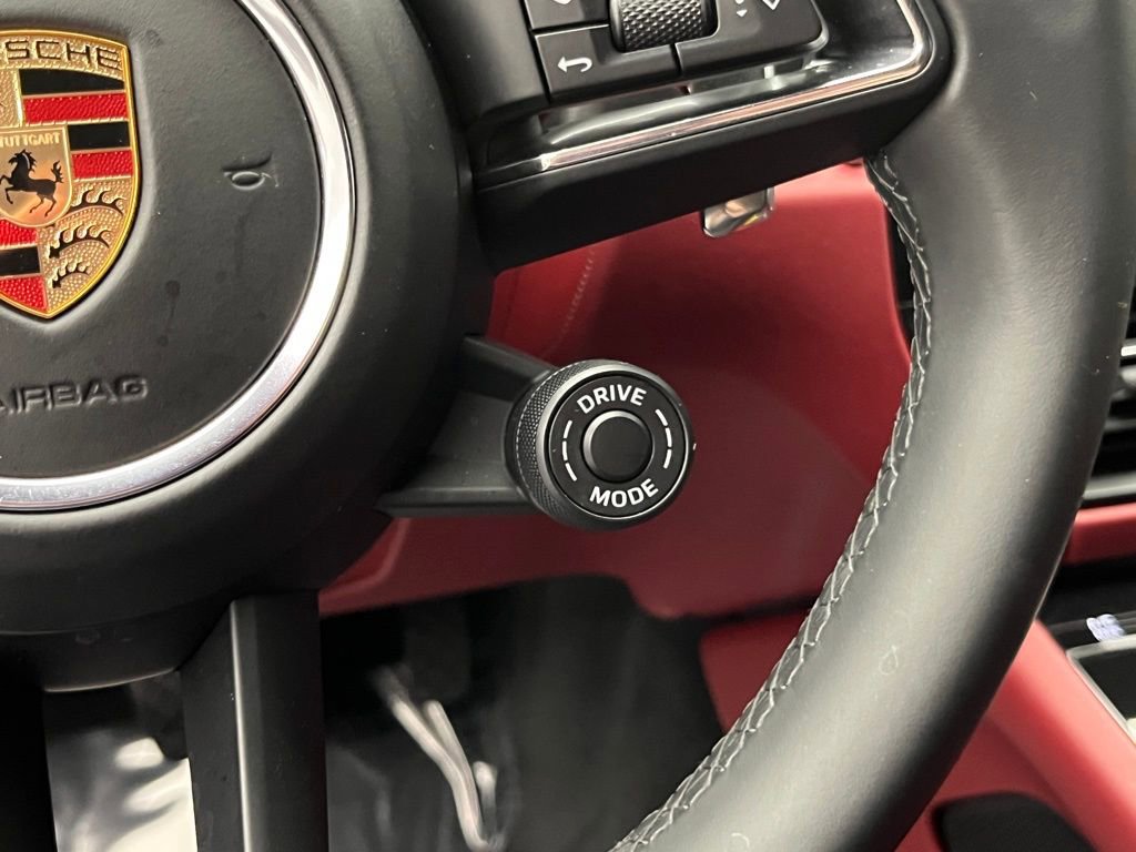 Used 2024 Porsche Macan GTS image 14