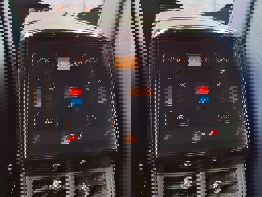 New 2026 Cadillac Vistiq Premium Luxury w/ LPO, Floor Liner Package image 7