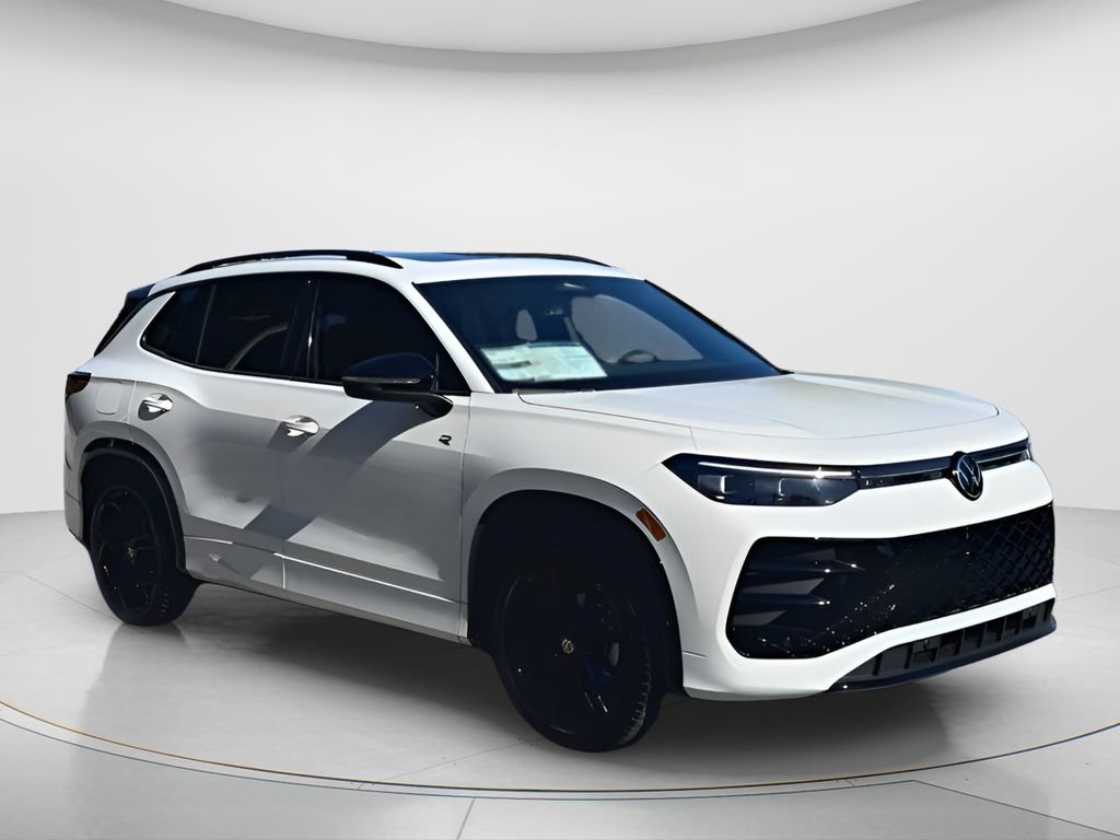 New 2026 Volkswagen Tiguan SE R-Line FWD image 2