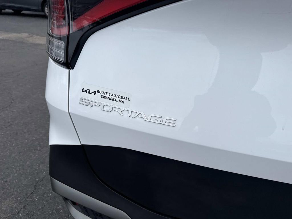 Used 2023 Kia Sportage X-Line w/ X-Line Premium Package image 5