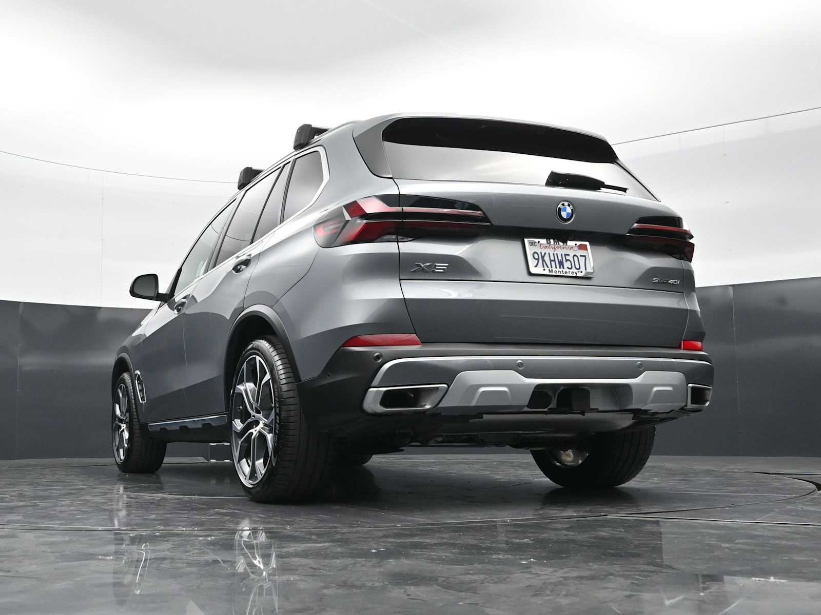 Certified 2024 BMW X5 sDrive40i w/ Parking Assistance Package RWD image 31