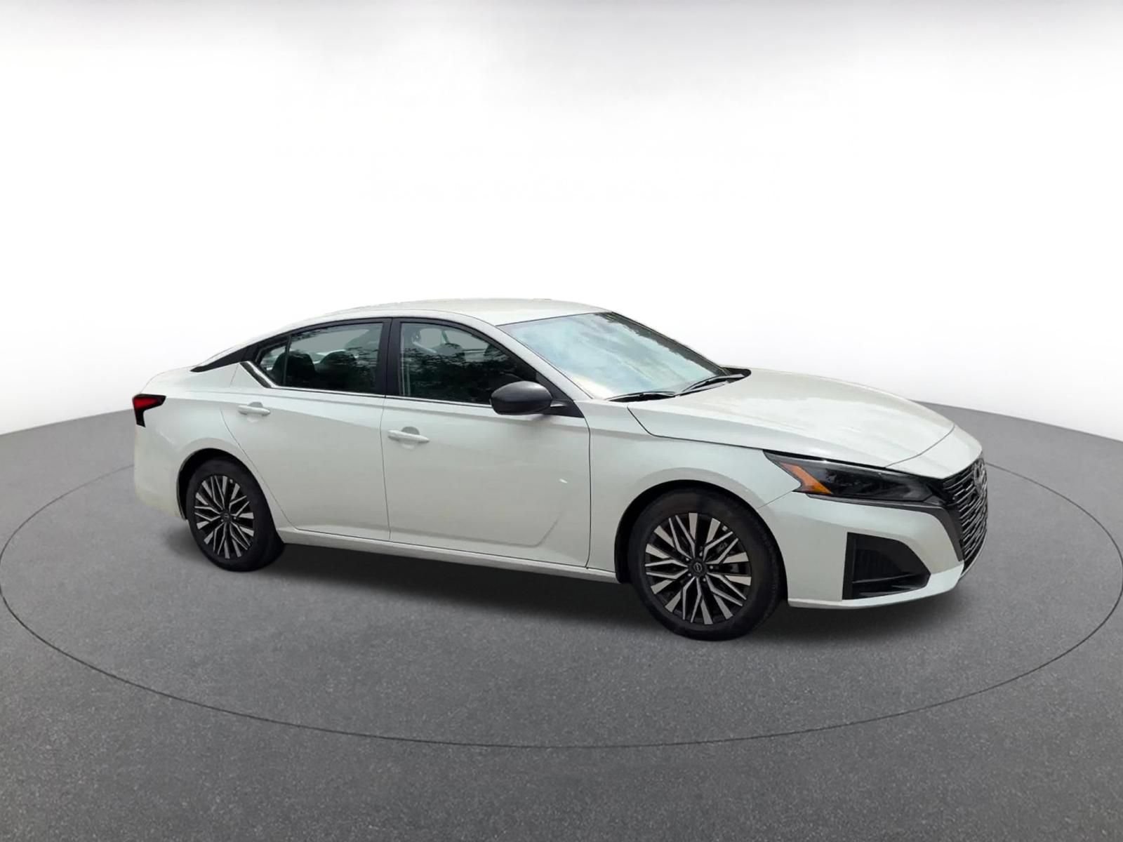 Used 2026 Nissan Altima 2.5 SV FWD video 2