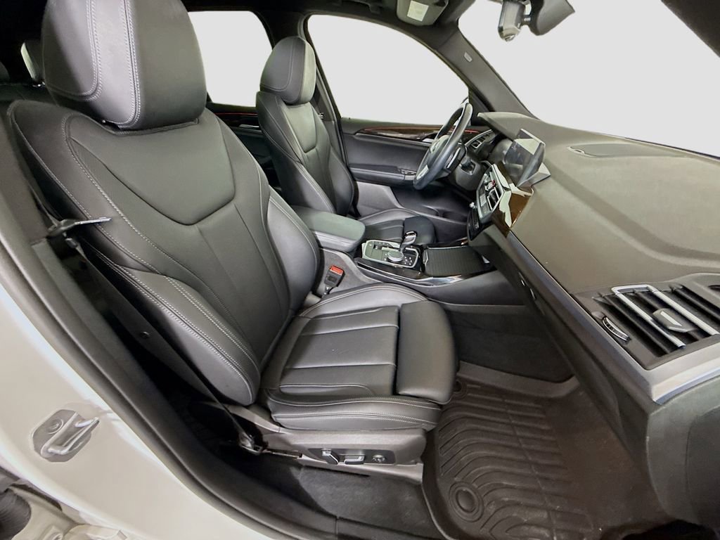 Used 2024 BMW X3 sDrive30i image 28