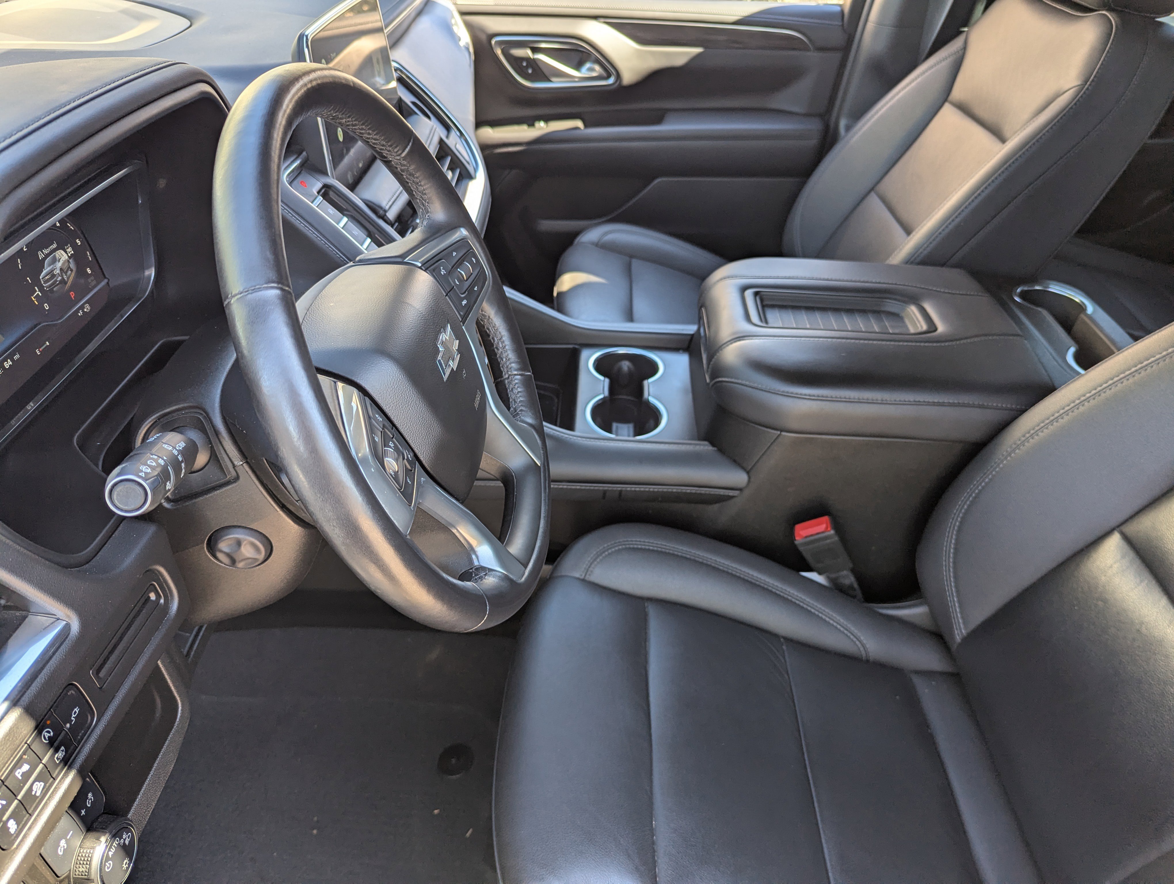 Used 2022 Chevrolet Tahoe Z71 w/ Luxury Package image 21