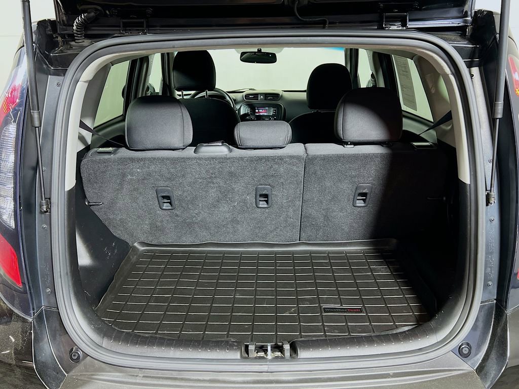 Used 2015 Kia Soul FWD image 23