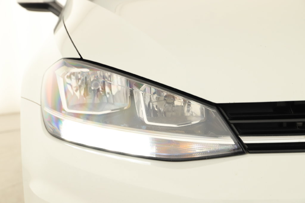 Used 2018 Volkswagen Golf SE FWD image 34