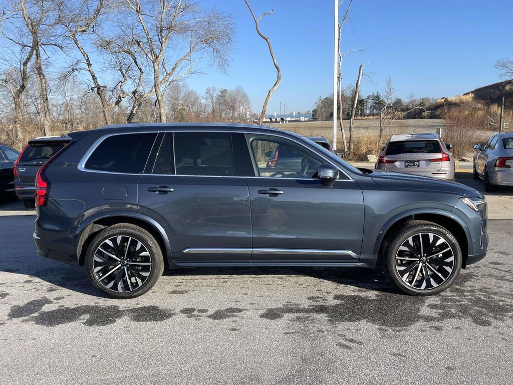 New 2026 Volvo XC90 T8 Plus w/ Protection Package Premier image 30