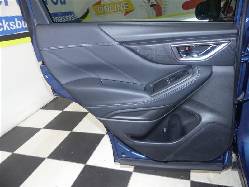 Used 2023 Subaru Forester Touring AWD/4WD image 28